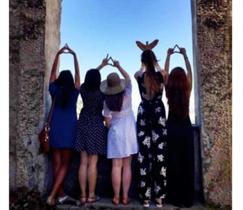 Sorority Girl Throwing What She Know