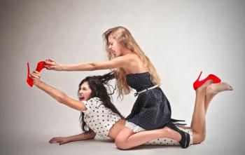 Picture Of Girls Fighting Over Shoe